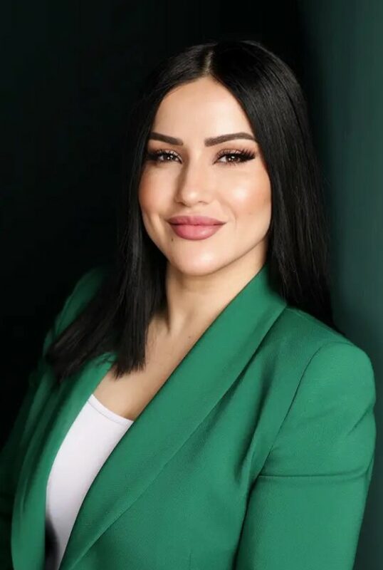 Sausan Kadir